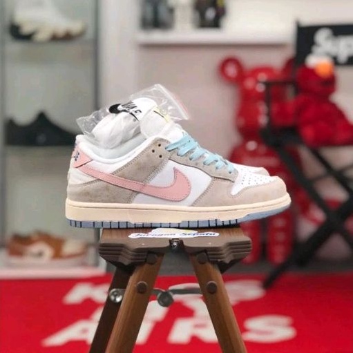 nike dunk oxidized