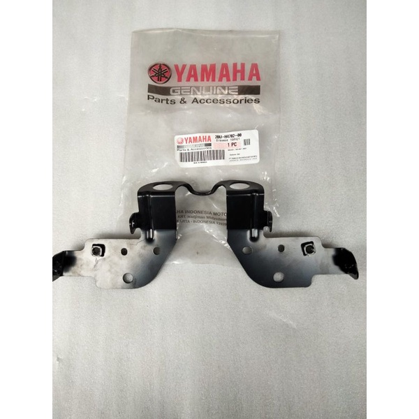 BREKET DUDUKAN LAMPU BELAKANG XRIDE 115 ORIGINAL YAMAHA