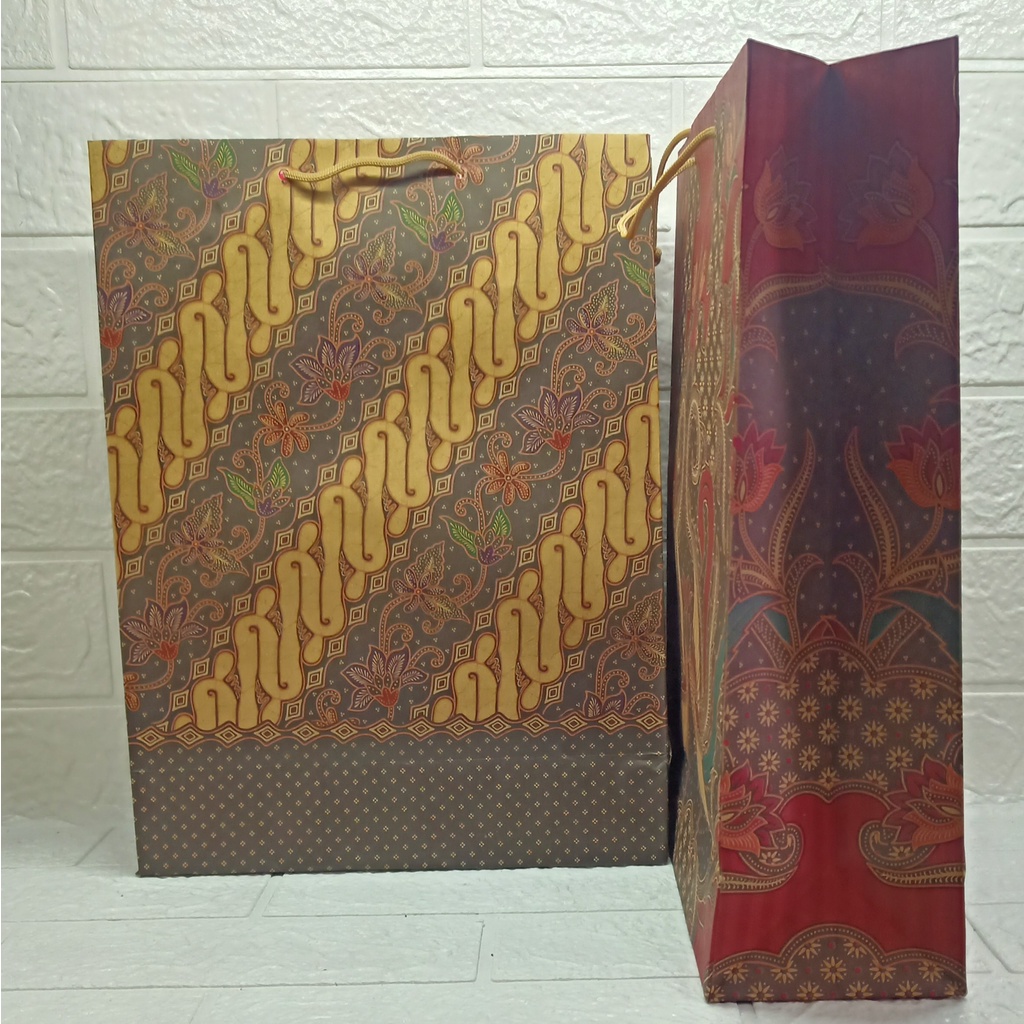 Paper Bag Kraft Motif Batik Uk 25 x 33 x 9.5 cm