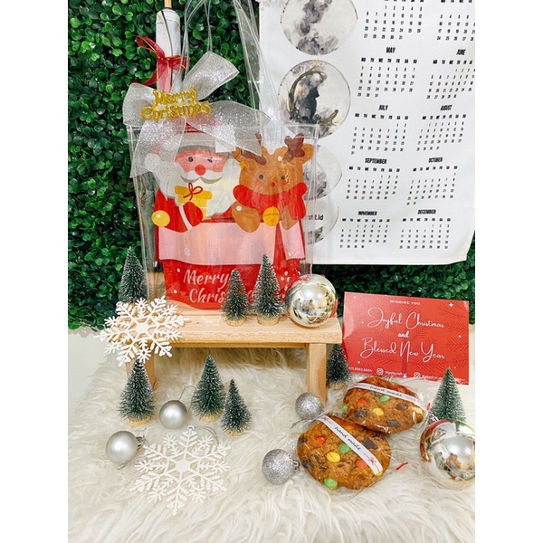 

Hampers Natal Parcel Christmas Canvas Calendar aesthetic Kue kering unik
