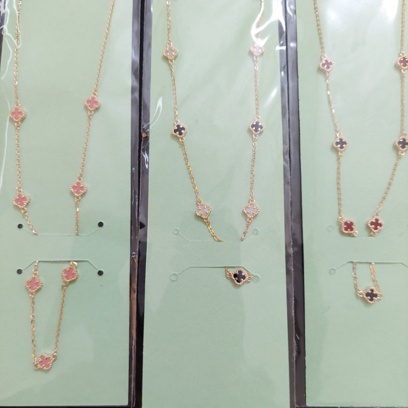 Kalung serut van cleef pink, hitam putih, hitam merah UBS kadar 8K 375