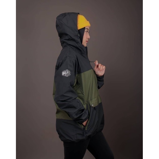 The Bojiel Daily - Hitam Hijau Jaket Cougle Jaket Parasut Jaket Pria Jaket Outdoor