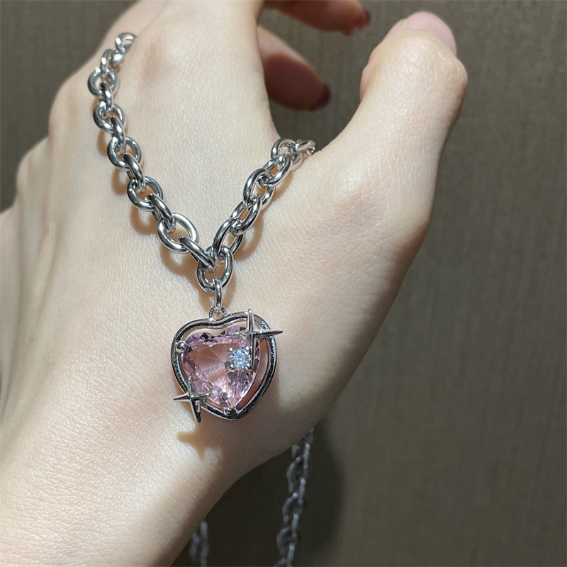 Kalung Choker Rantai Klavikula Hias Liontin Hati Kristal Warna Pink Untuk Wanita