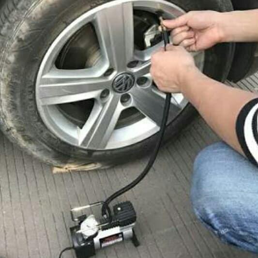 Kompresor angin mini / pompa angin mobil / portable air compressor
