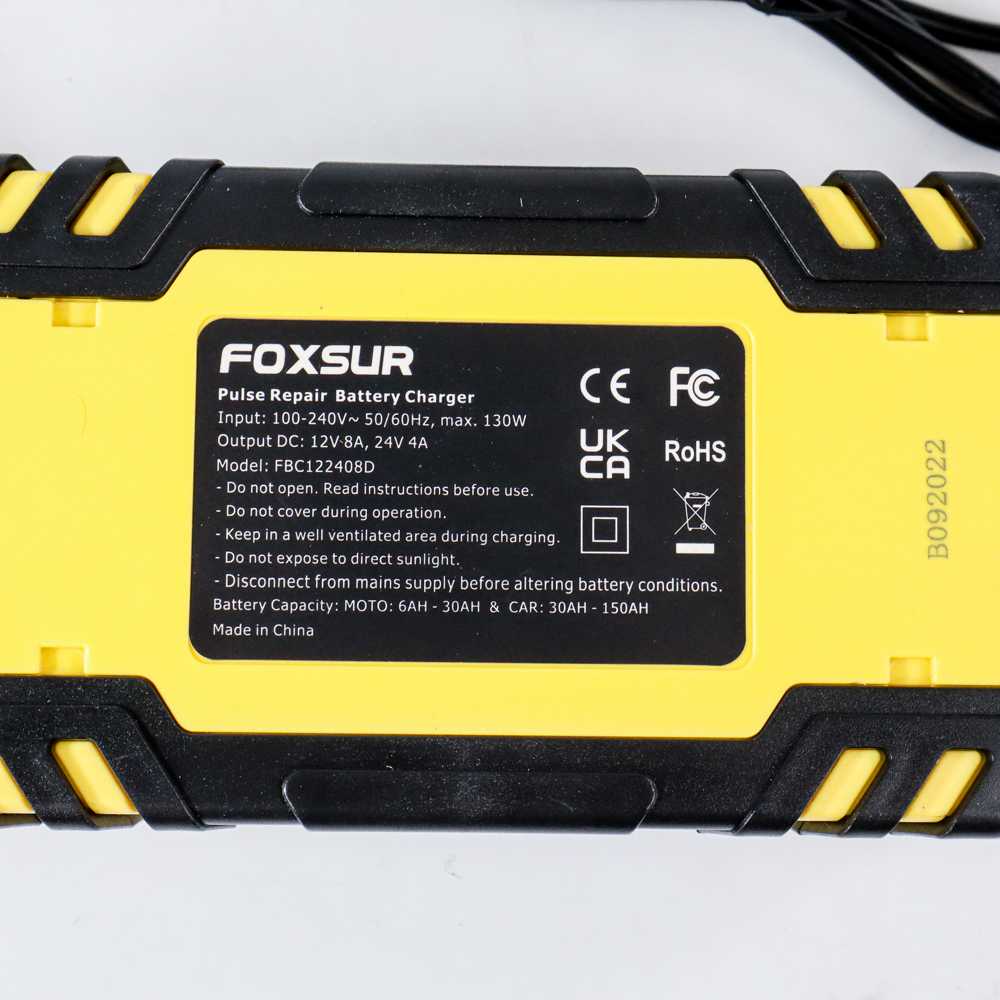 FOXSUR Charger Aki Mobil Motor 130W 12/24V 150Ah with LCD - FBC122408D PENGISISN baterai aki 6-150 Ah. Daya output: 12 V / 8 A, 24 V / 4 A CASAN AKI ACCU