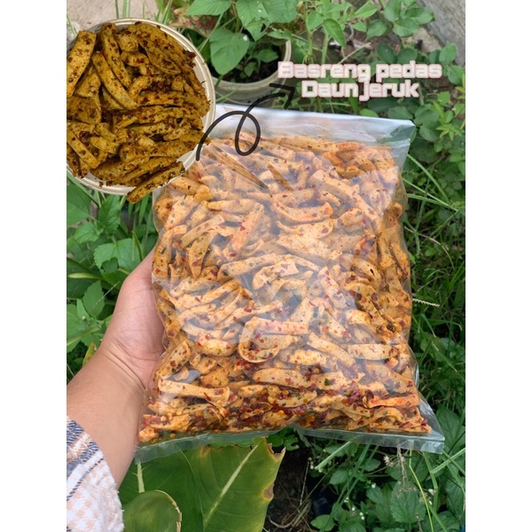 

BASRENG / BASRENG PEDAS DAUN JERUK / BAKSO GORENG PEDAS DAUN JERUK