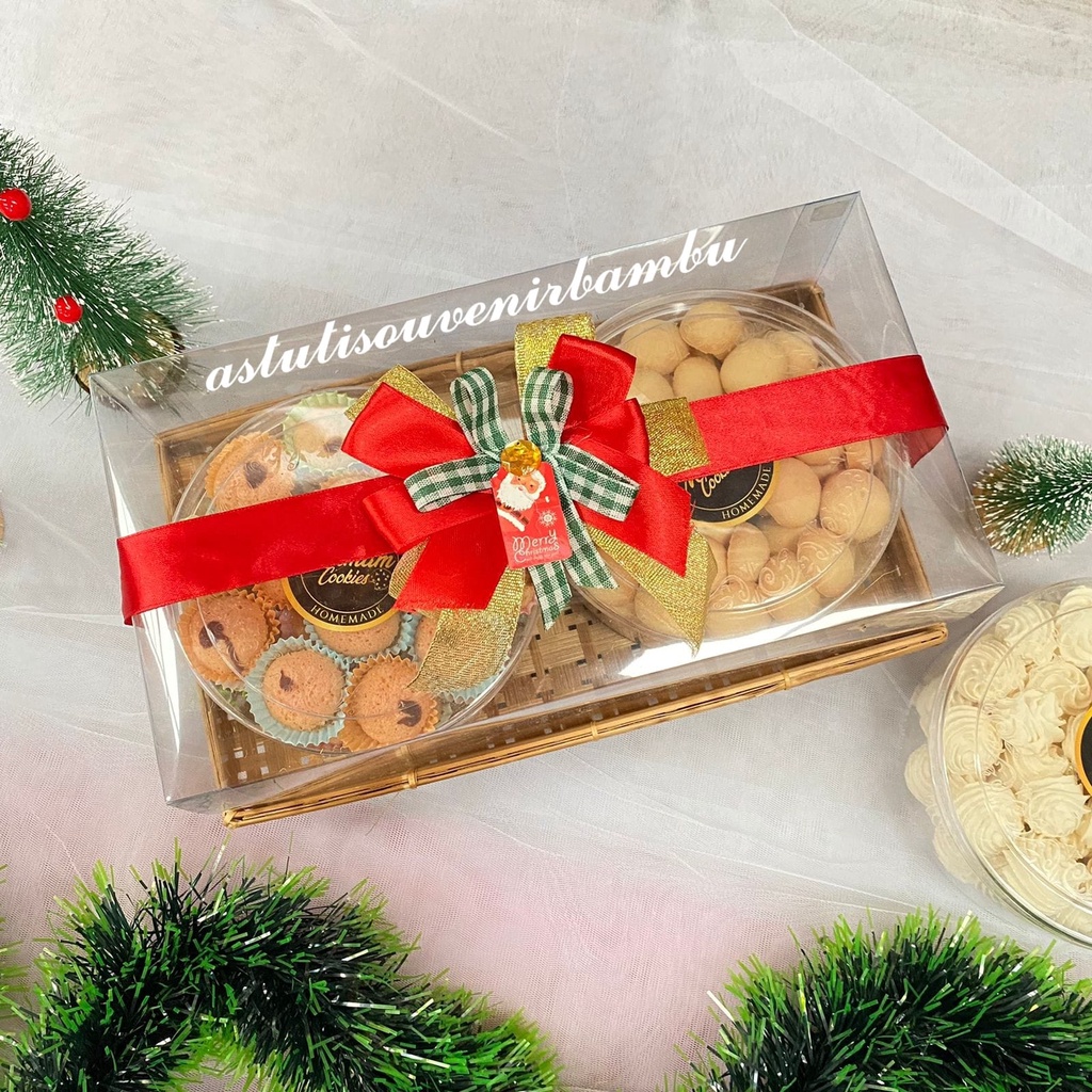 

BINGKISAN NATAL MURAH PIRING MIKA FREE HIASAN NATAL MUAT 2toples 500gram/ 3 toples tabung 600ml natal piring anyam piring bambu seserahan unik parsel bambu parsel murah