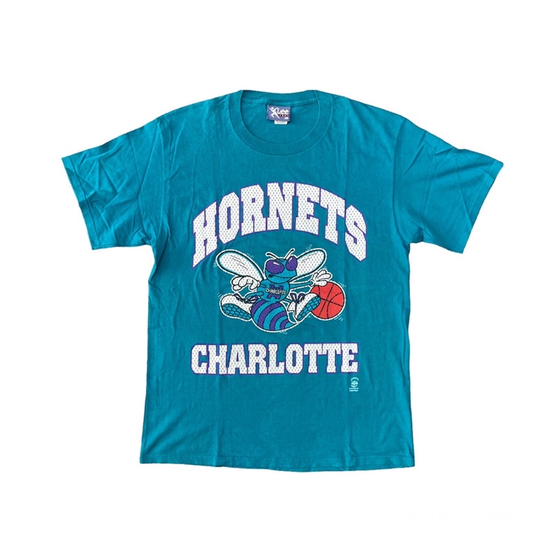 Vintage Charlotte Hornets t shirt by lee sport