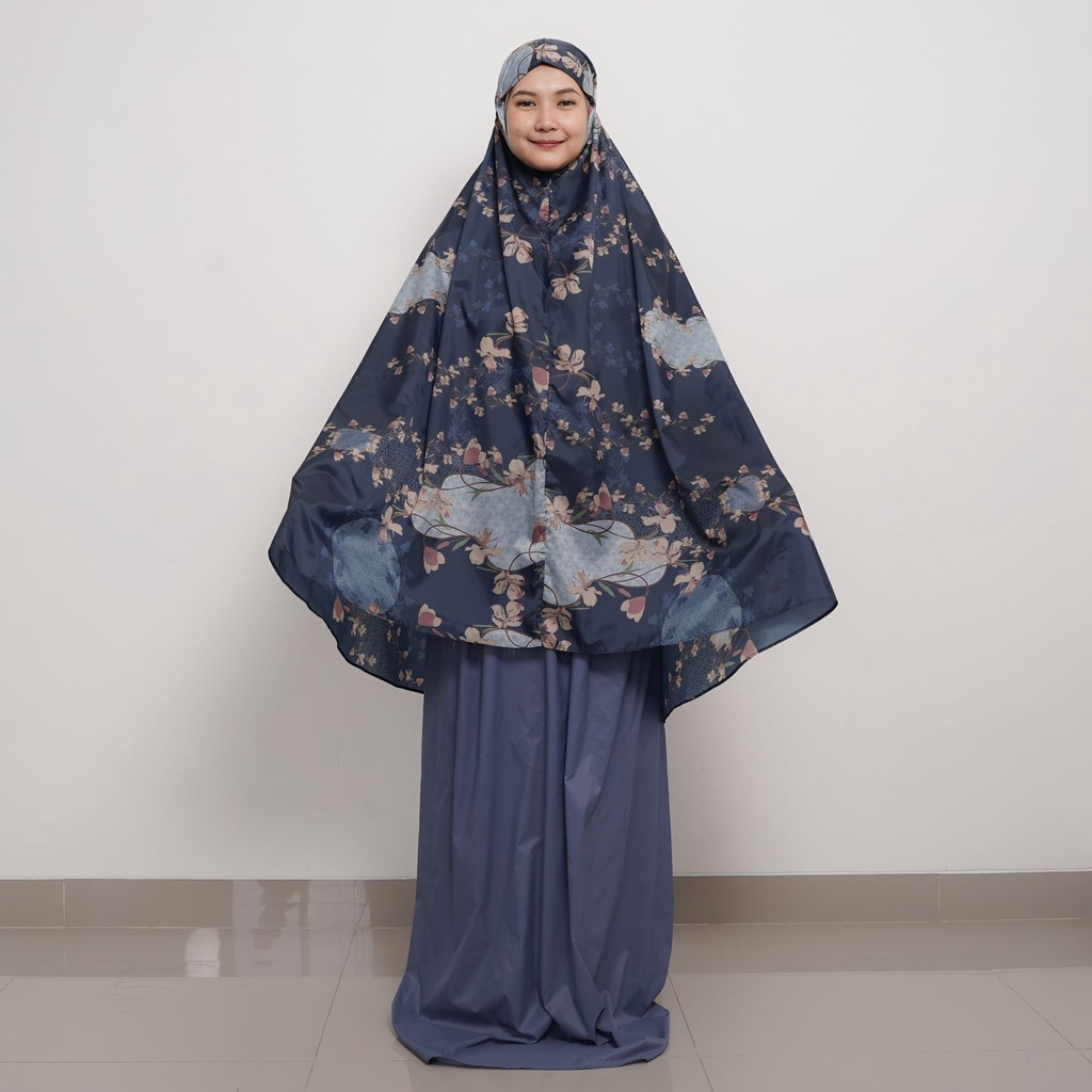 ALIF MUKENA MINI MOTIF PARASUT PREMIUM KOREA TRAVEL - PANSY IN SKIPPER BLUE ( MKN-218 )