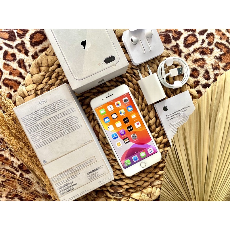 Iphone 8 plus 64gb ex iBox Indonesia BH 91% original nominus