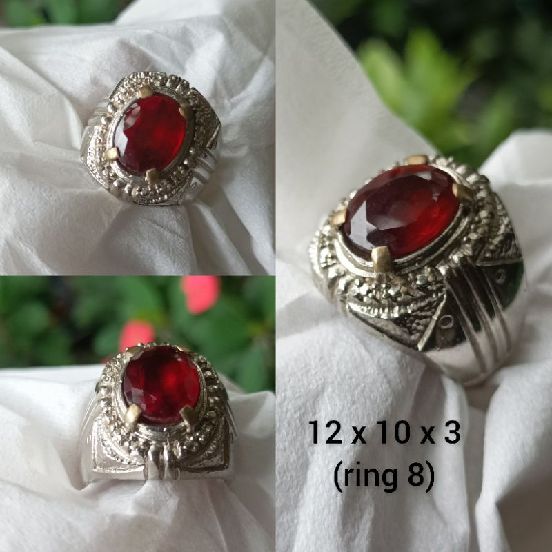Natural red garnet