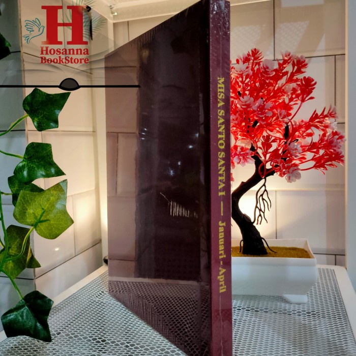 

Misa Santo Santa I : Januari - April