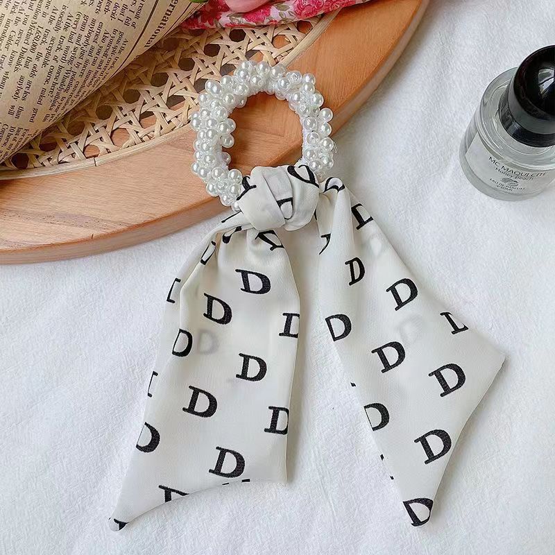 Srunchie Scraf Mutiara Wanita Gaya Korea Motif D Aksesoris Rambut Fashion Wanita Import
