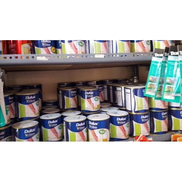 Dulux V-gloss cat besi dan kayu Black Doff