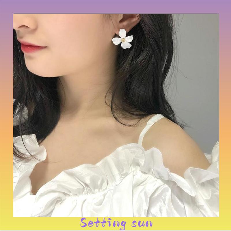 Anting Bunga Besar Korea Fashion Gaya Aksesoris Wanita TN