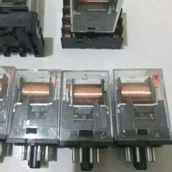 Relay Omron Original MK2P - I input: 220V Ac (100℅ ORI) + socket