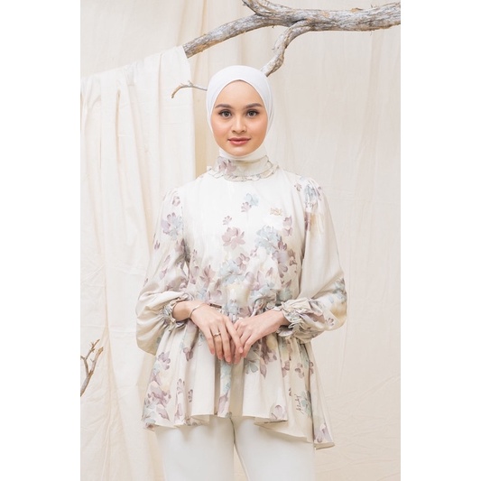 KLAMBY Nara Blouse Sylvan Green Size M