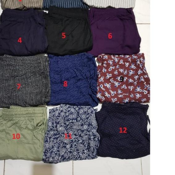 UNIQLO DRAPE PANTS / JOGGER PANTS / CELANA UNIQLO [ORIGINAL] - L Ungu