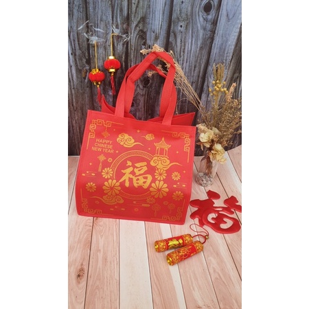 

KANTONG/KAIN SPUND BOND 75 UNTUK KUE / CAKE MERAH SINCIA IMLEK 28x28