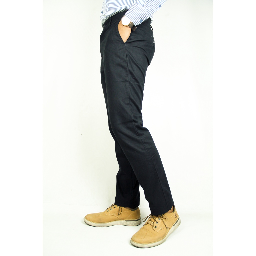 Celana Chino Panjang Pria COLE Hitam Slimfit Bahan Stretch - Black (B)  | Bahan 100% Katun | Original Brand