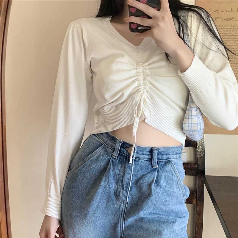 Musim semi dan musim gugur baru all-match versi Korea pendek rajutan sweater wanita warna solid serut slim fit slim fit pusar terkena V-neck atasan lengan panjang