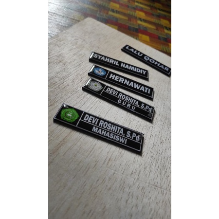 

PAPAN NAMA / NAME TAG