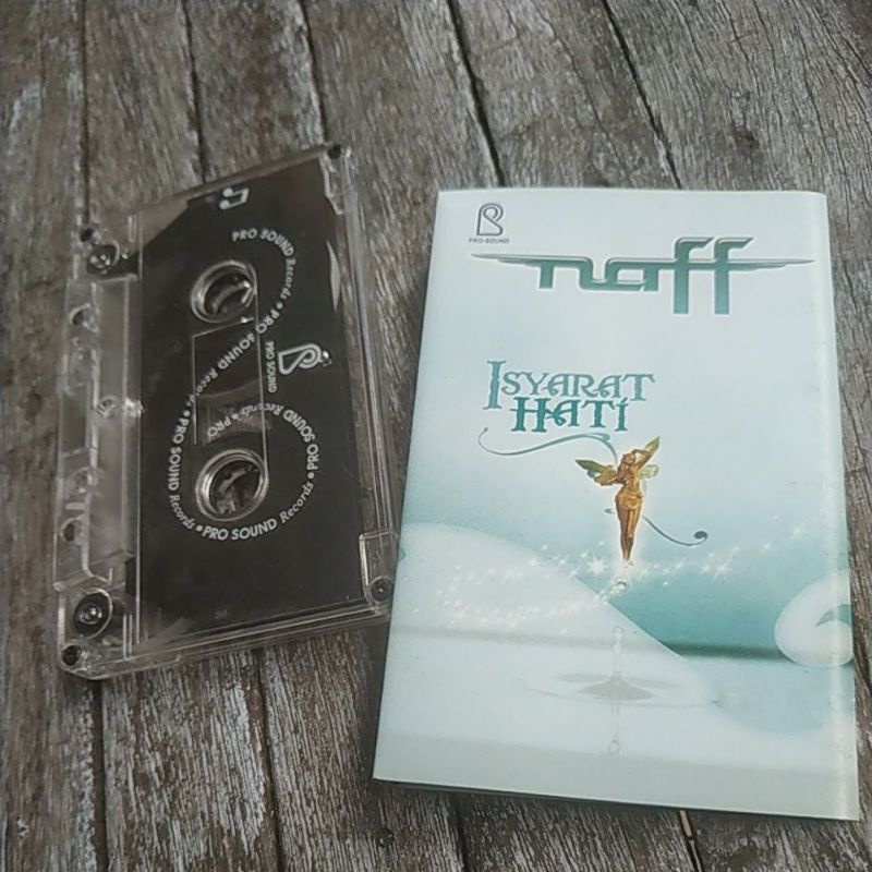 Kaset pita Naff: Isyarat Hati