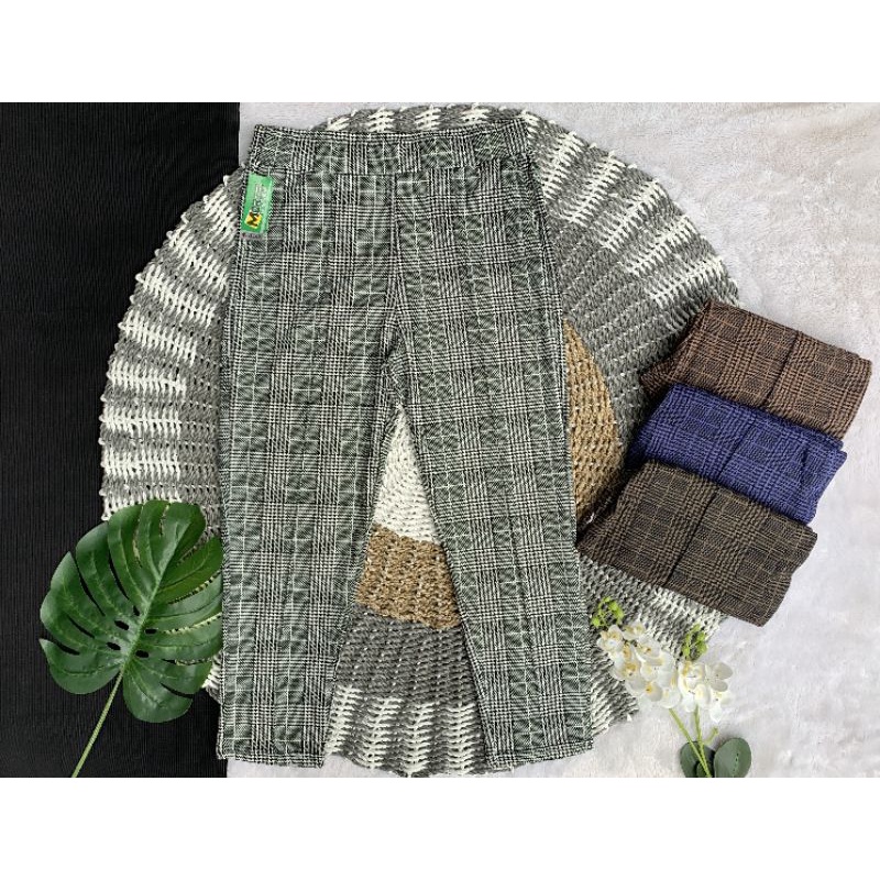CELANA KOTAK KOTAK JUMBO WANITA CELANA PANJANG SEMI LEGGING CELANA STRIT MELAR BIG SIZE JUMBO TARTAN