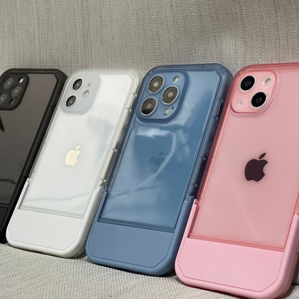 Vertical Stand Case 14 / 14 Plus / 14 Pro / 14 Pro Max / 13 / 13 Pro / 13 Pro Max / 13 Mini / 12 / 12 Pro / 12 Pro Max / 12 Mini / 11 / 11 Pro / 11 Pro Max / XR / X / Xs / Xs Max / 7 / 8 / 7+ / 8 + / 7 Plus / 8 Plus / SE