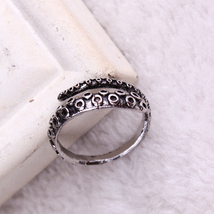 Cincin Model Terbuka Bahan alloy Desain Tentakel Gurita Gaya vintage Adjustable Untuk Wanita