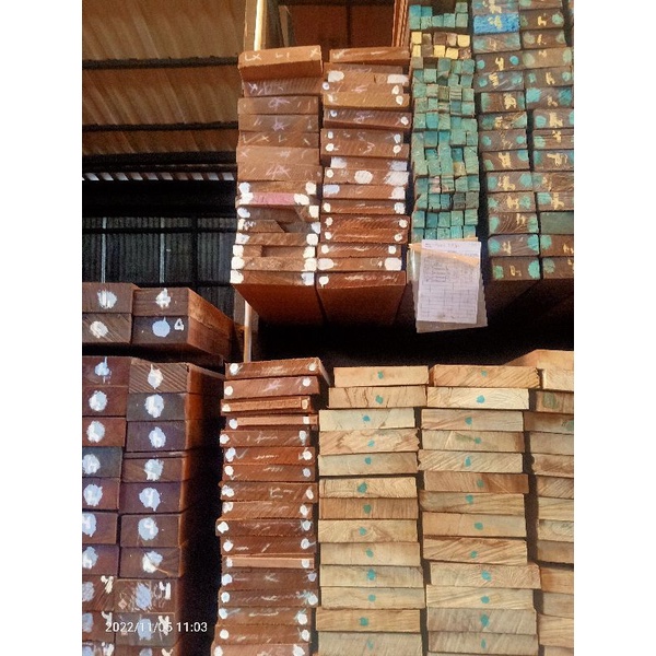 kayu meranti oven papan