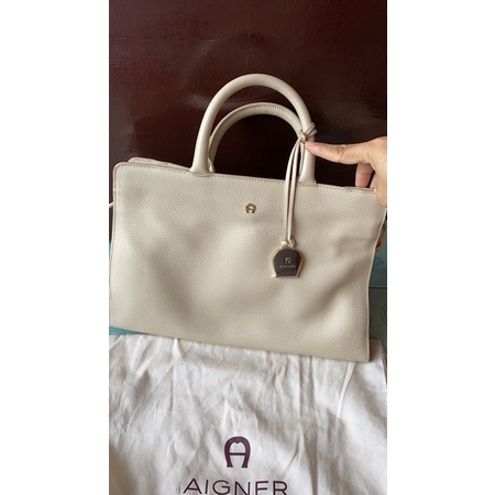 tas aigner original