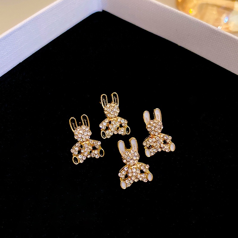 Anting Tusuk Gantung Temperament Bahan Metal Desain Kelinci Hias Berlian Imitasi Gaya Simple Untuk Wanita