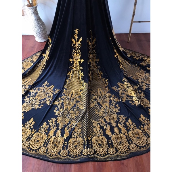 Kebaya pengantin Kutubaru/kebaya pengantin ekor