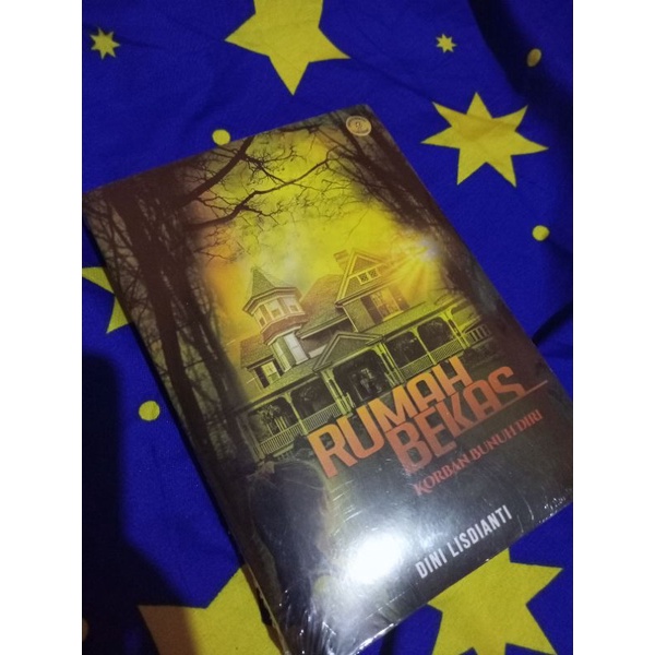Novel Rumah Bunuh Diri