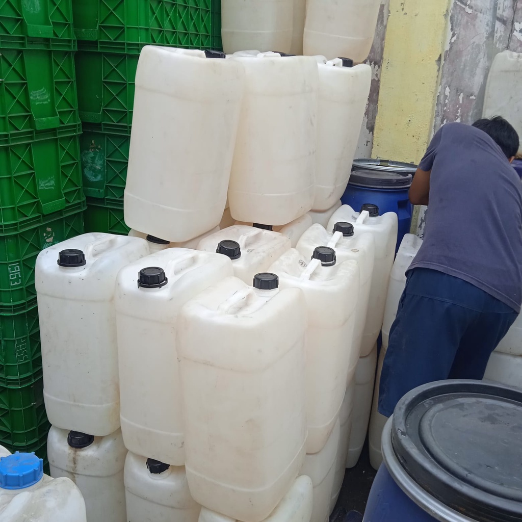 Jerigen Air 20 Liter / Jerigen Putih Panjang 20kg/Derigen Air 2Liter