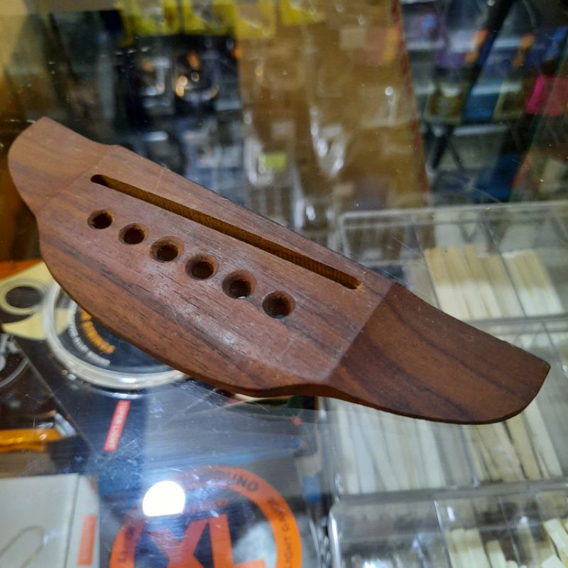 Bridge Gitar Akustik 1 Spearpat Gitar Akustik Bridge Gitar