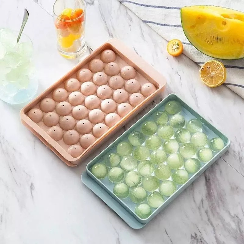 Cetakan Es Batu Bulat 33 Hole Grid Ice Cube Tray Cetakan Jelly Agar-Agar Coklat 33 Lubang Bulat Round dengan Tutup Tempat Es Batu Bulat Tutup Serbaguna