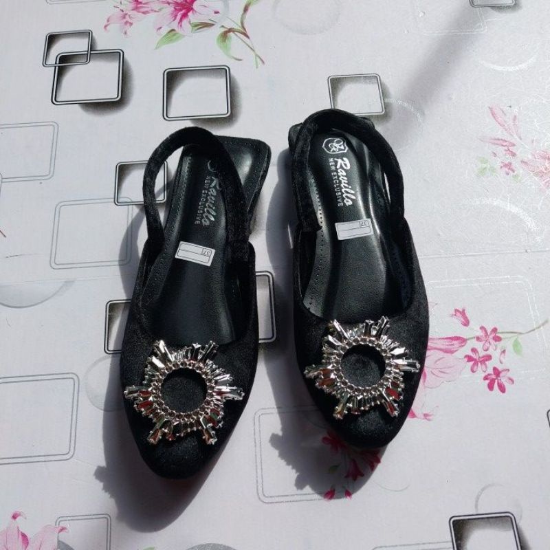 selop sepatu flat tapak meka anti licin