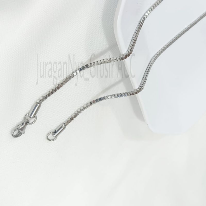 Kalung Titanium Milano Kaca Perhiasan Lapis Emas Anti Luntur