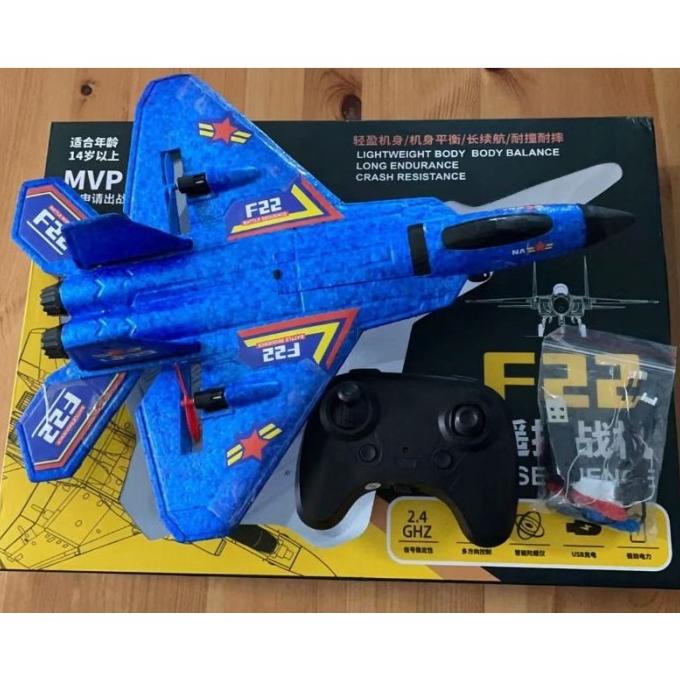 Mainan Pesawat F22 Terbang Remote Control LED Pesawat Glider Airplane