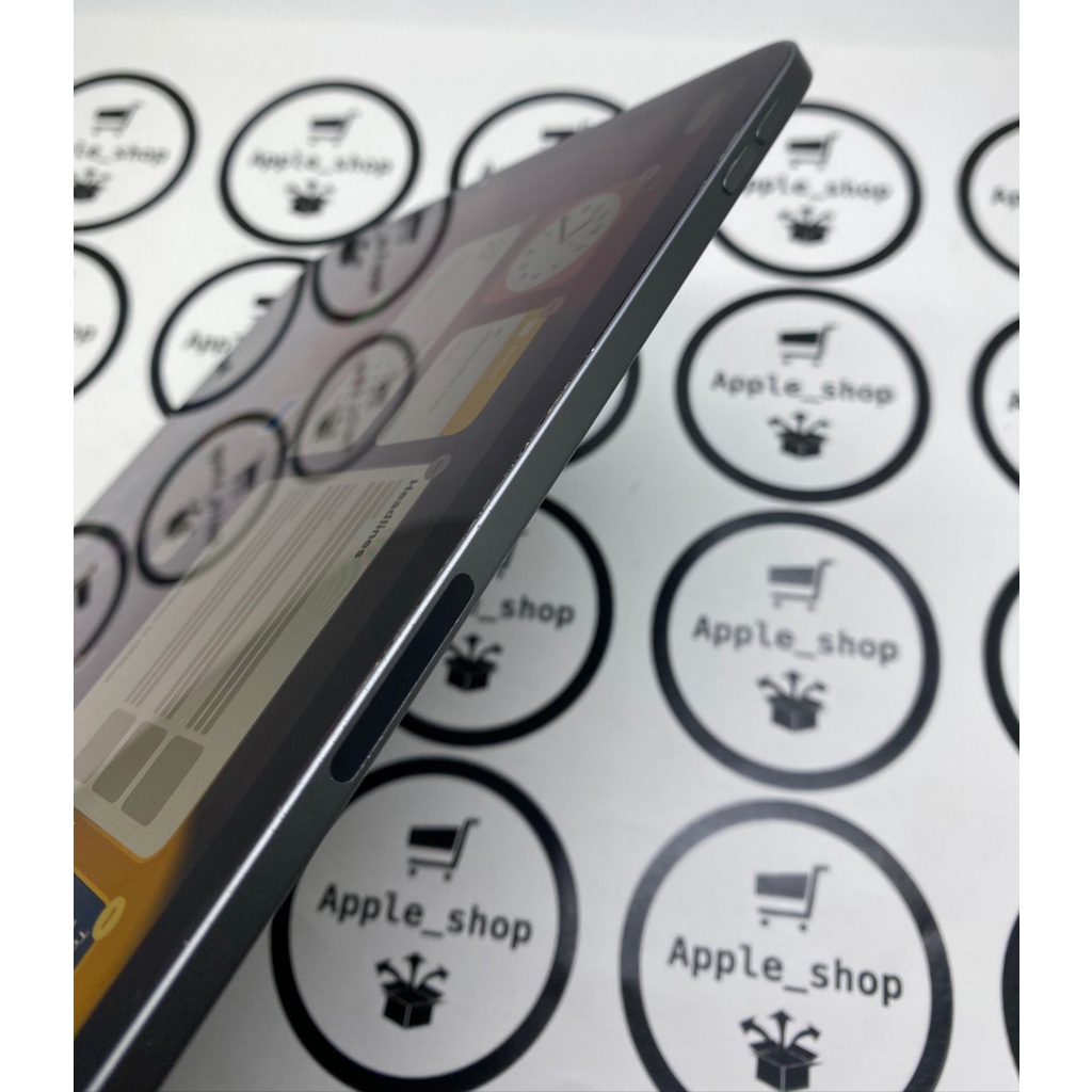 Ipad pro 64GB 2018 12.9inch wifi only Lcd Original Mulus Original Bukan Refurbish / Rekondisi