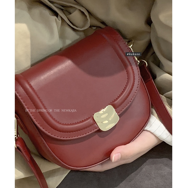 Suhao all-match ins messenger bag female 2022 new trendi fashion retro saddle bag niche tekstur tas bahu tunggal merah