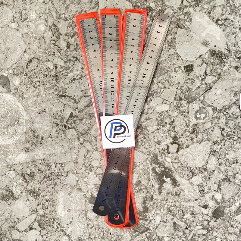 

Penggaris Besi 30 CM