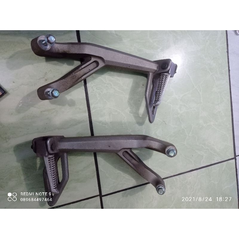 Step/footstep/postep belakang R15 v3 vva/R15v2 original