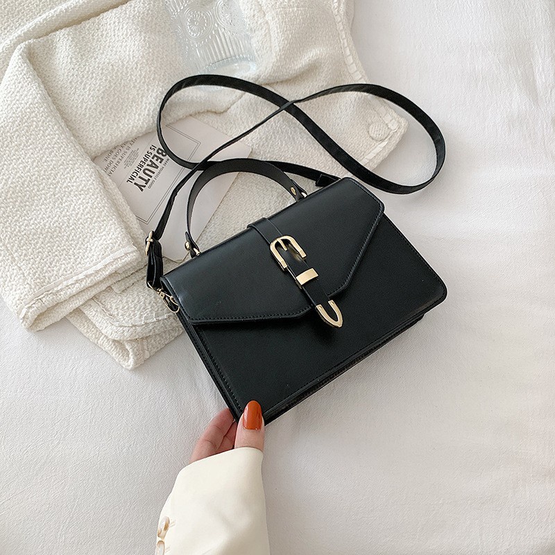 tas sling bag wanita dewasa fashion import mini remaja kekinian lucu rantai viral bahu pesta selempa