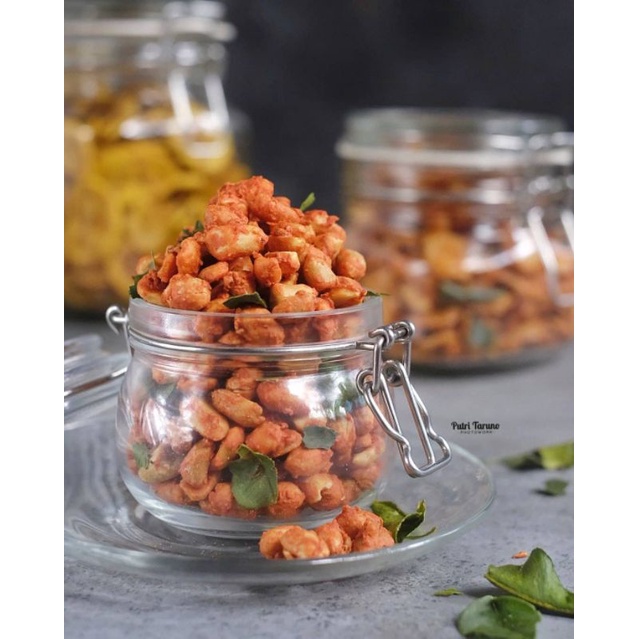 

kacang Thailand pedas 500 gram