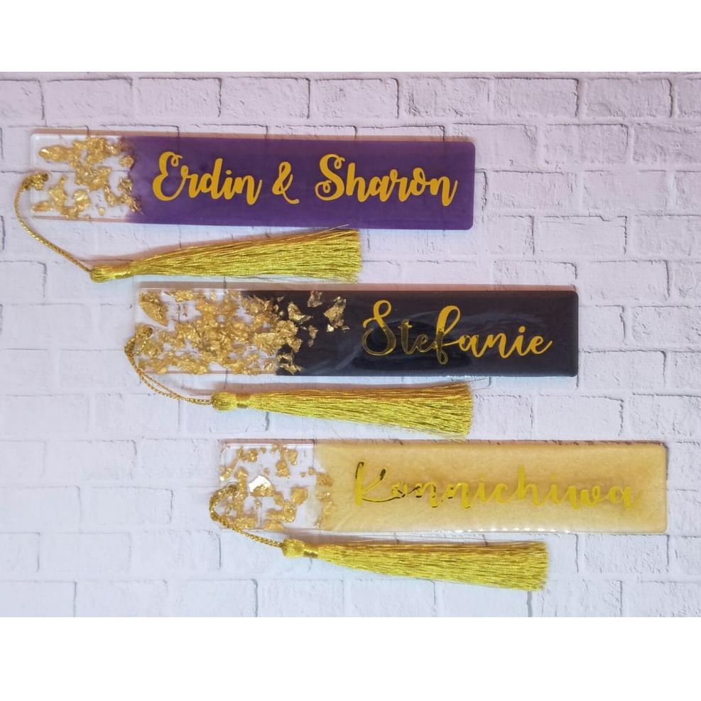 

↵ Resin Bookmark Free Custom Nama / Pembatas Buku Resin Free Custom Nama ✦