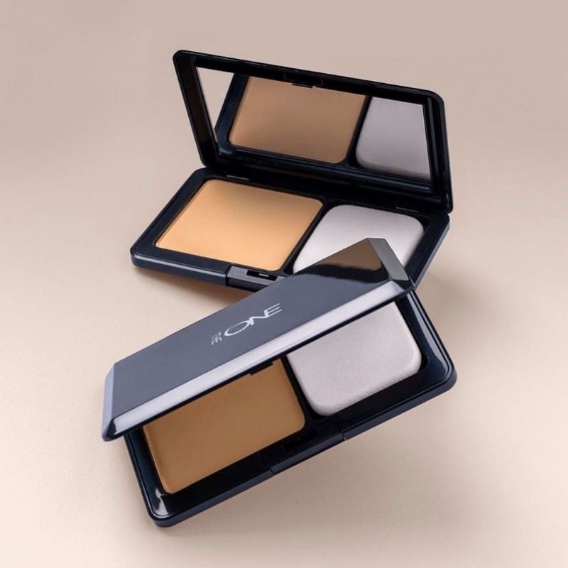 The One Illuskin Two Way Cake Foundation