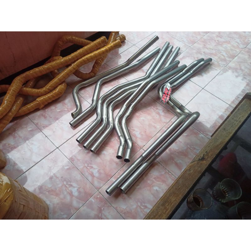 pipa belakang tabung standar knalpot/gendangan,pipa belakang gardan,pipa knalpot mobil Futura,carry,